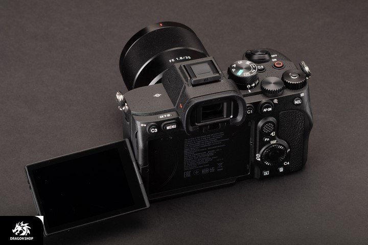 دوربین Sony A7 IV Mirrorless Camera