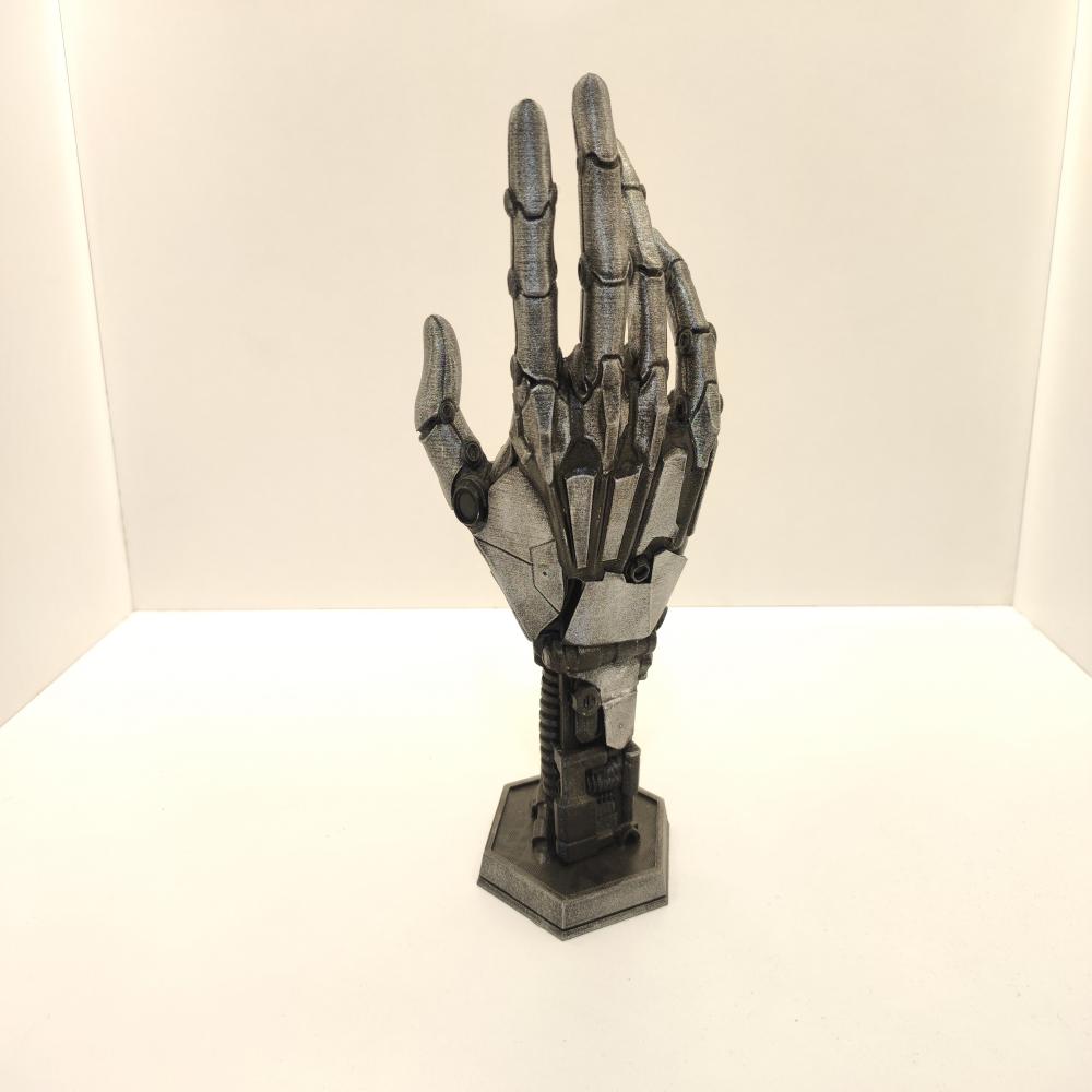 Console-Stand-Cyberpunk-Silver-Black