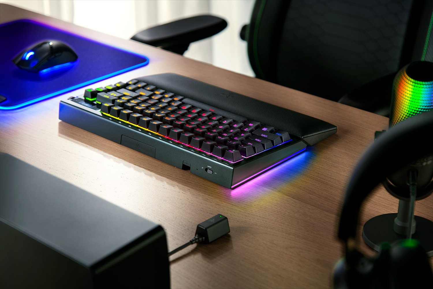 کیبورد Razer BlackWidow V4 Pro 75%