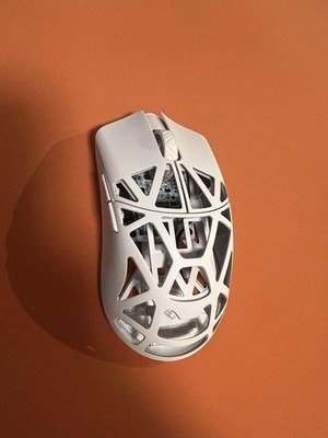 موس WLmouse Beast X Max Milky White Solid Side