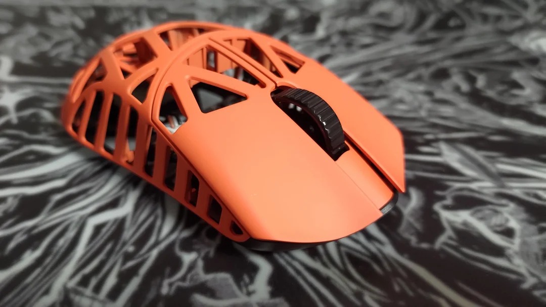 موس WLmouse Beast X Pro Orange Side Slits