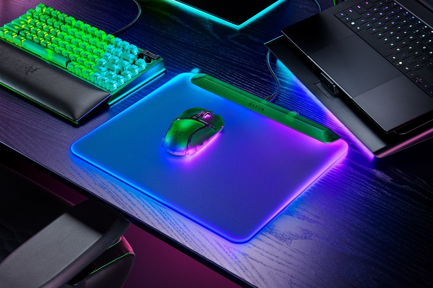پد موس Razer Firefly V2 Pro Phantom Green Edition