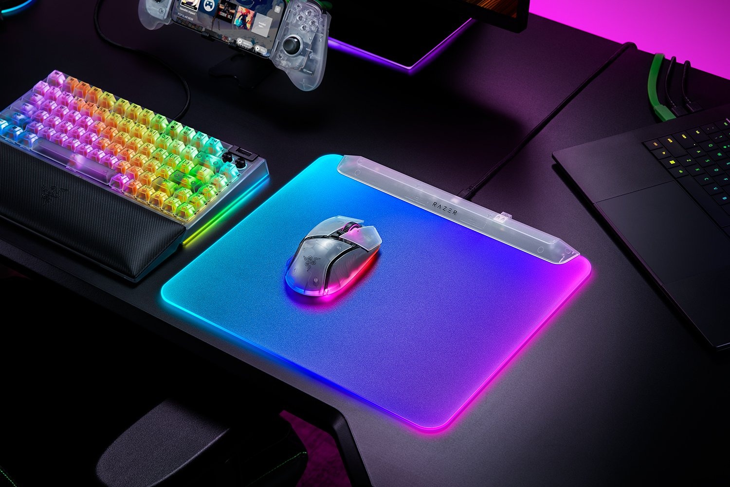 پد موس Razer Firefly V2 Pro Phantom White Edition