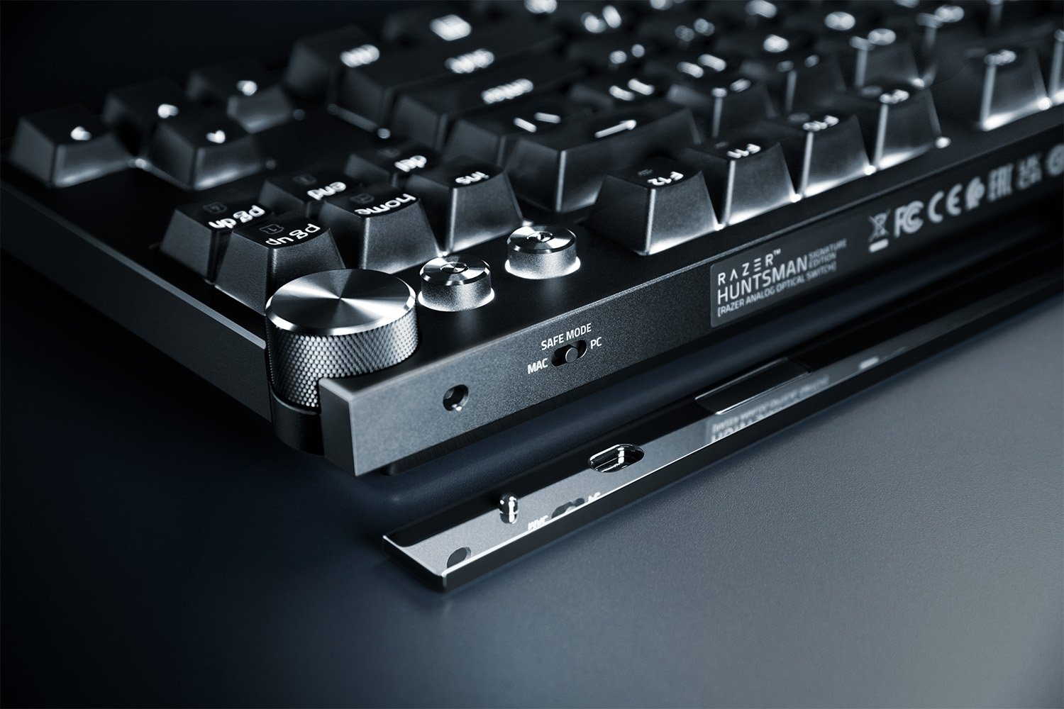 کیبورد Razer Huntsman Signature Edition